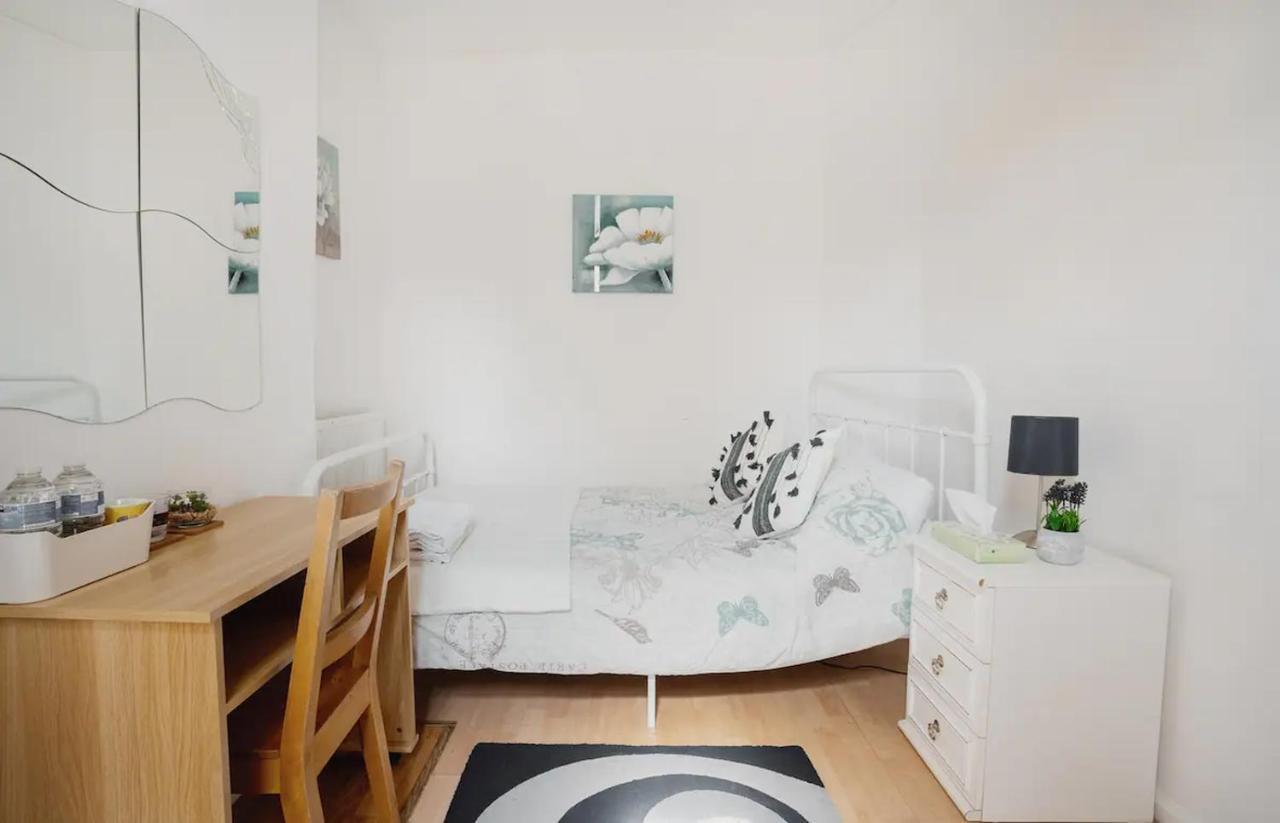 Homestay Near Tottenham Hotspur Stadium Londýn Exteriér fotografie