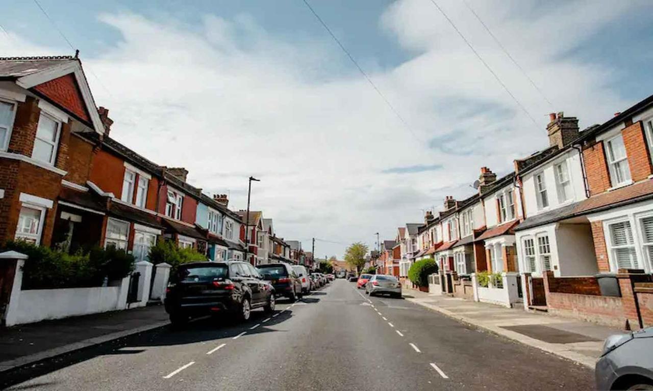 Homestay Near Tottenham Hotspur Stadium Londýn Exteriér fotografie