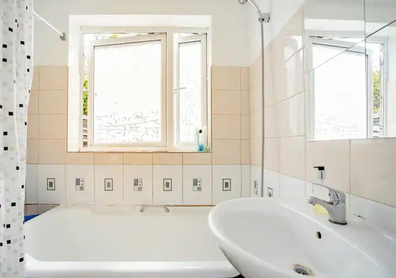 Homestay Near Tottenham Hotspur Stadium Londýn Exteriér fotografie