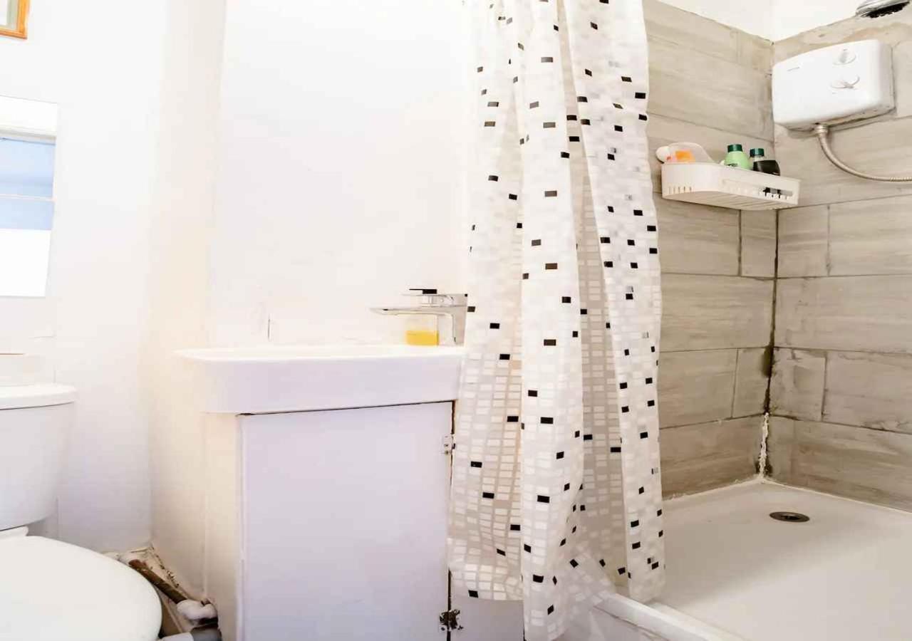 Homestay Near Tottenham Hotspur Stadium Londýn Exteriér fotografie